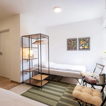Lesovna Hotel 3*