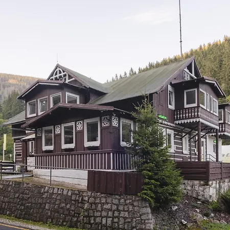 Lesovna 3* Pec pod Sněžkou